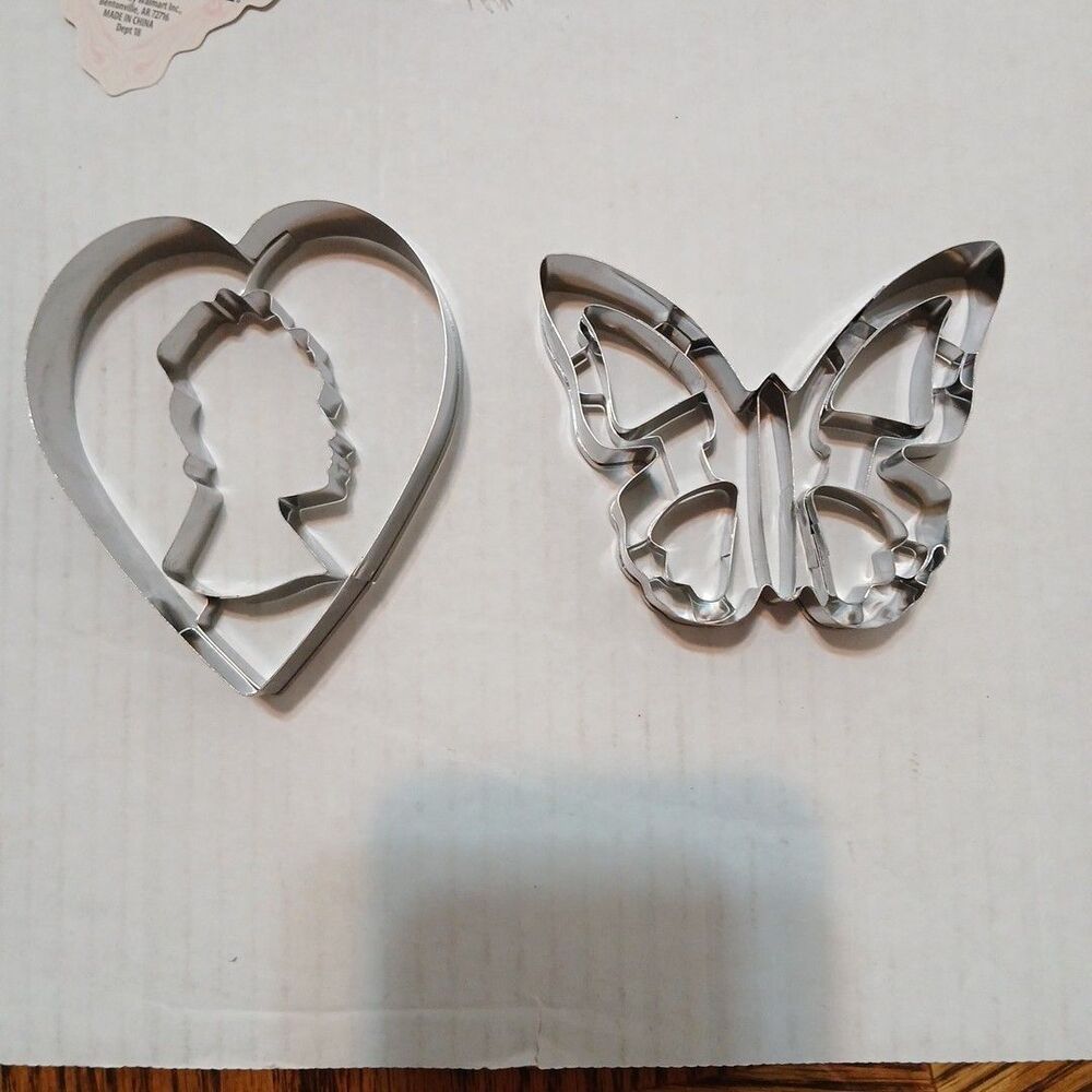 Bridgerton 2 Pk Cookie Cutters Heart W/Cameo-Butterfly Stainless Steel 3x3.5
